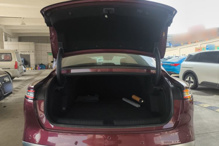 Used Chery Fulwin A9L 2025 Model, Four-Wheel Drive High-Energy Peak Edition Trunk