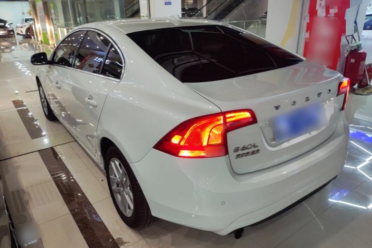 Used Volvo S60 2017 S60L T3 Smart Upgrade Edition
