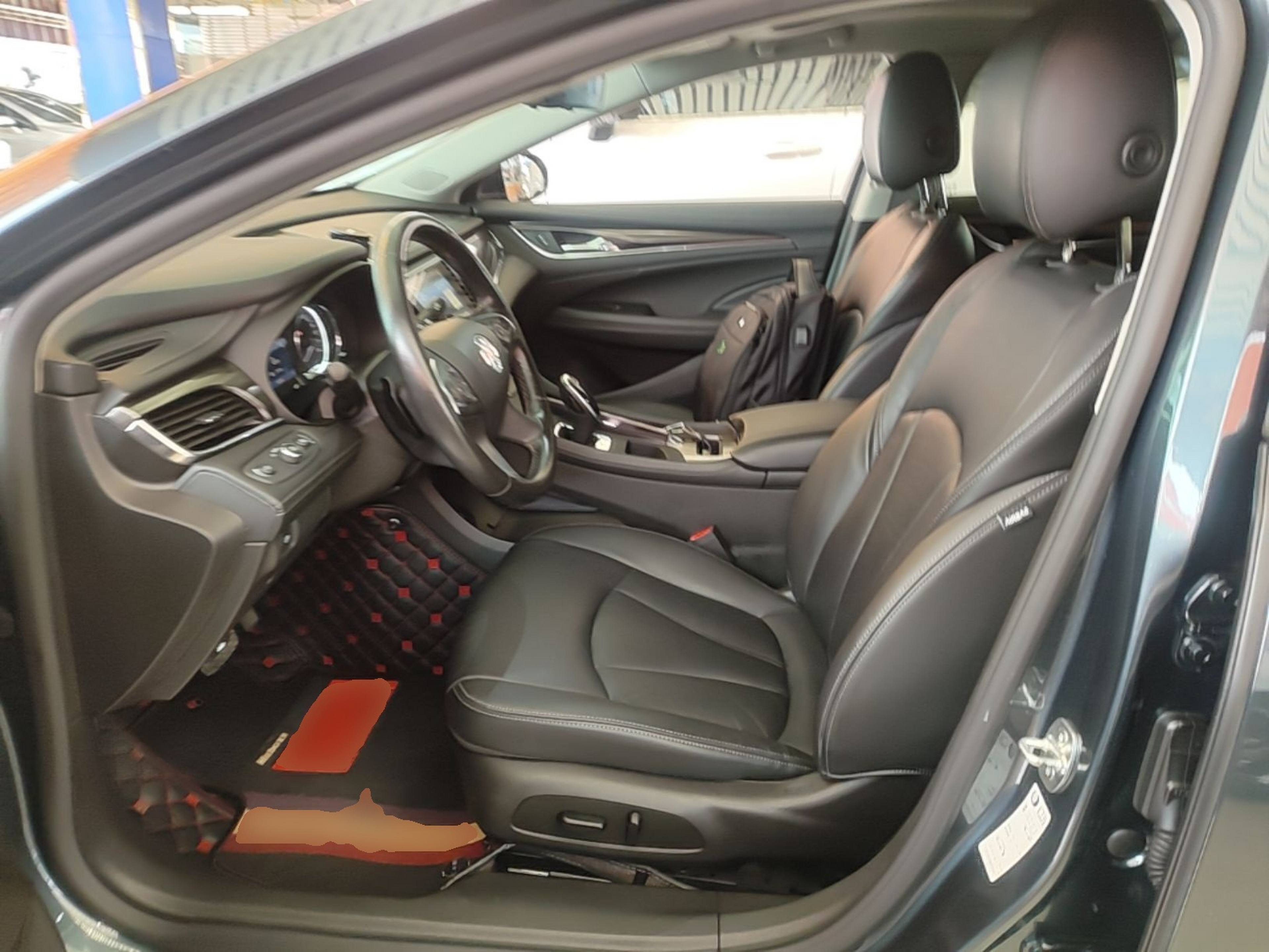 Interior delantero