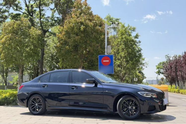 Used BMW 3 Series 2021 325Li M Sport Shadowline Package Exterior 2