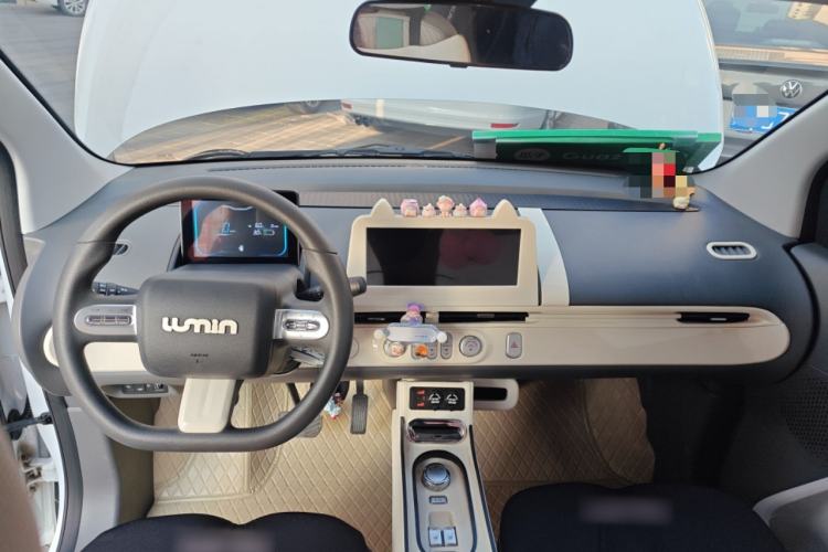 Used CHANGAN NEVO Lumin 2024 205km Launch Edition Center Console