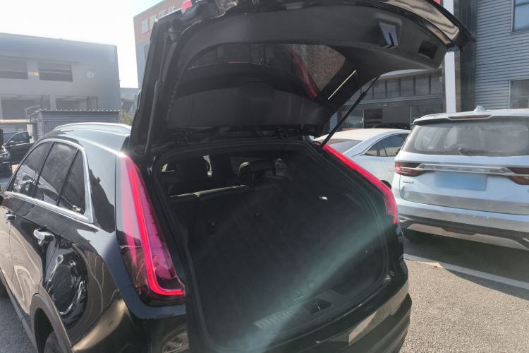 Used Cadillac XT4 2023 28T Two-Wheel Drive Fashion Edition