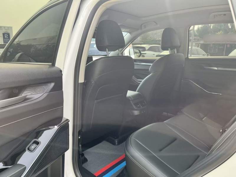 Used Haval H6 2024 1.5T Two-Wheel-Drive Classic Edition — 17