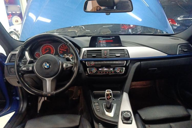 Used BMW 3 Series 2018 320i M Sport Package
