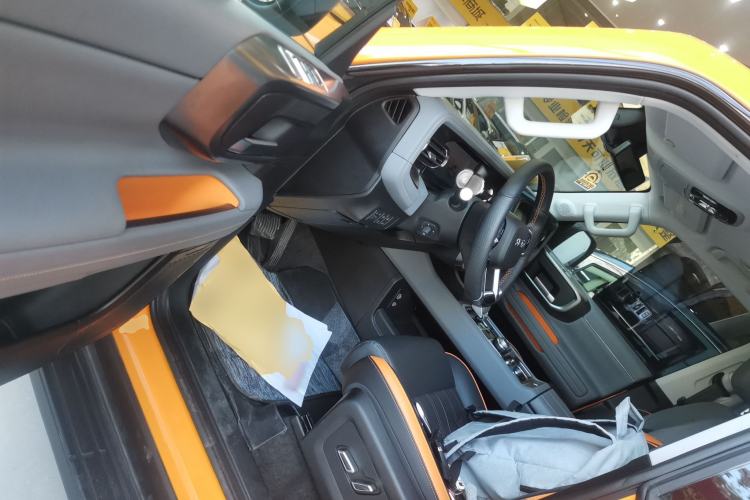 Used BAIC Off-Road BJ40 2024 2.0T All-New Urban Hunter Edition Ultimate Version