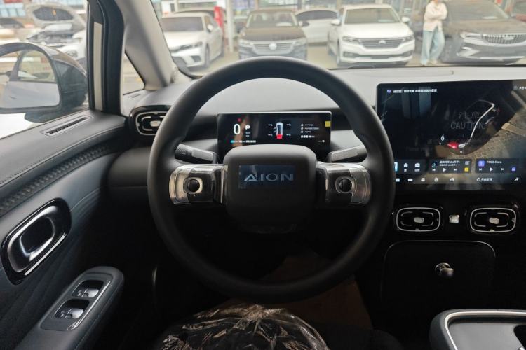 Used AION UT 2025 330 Starlight Edition
