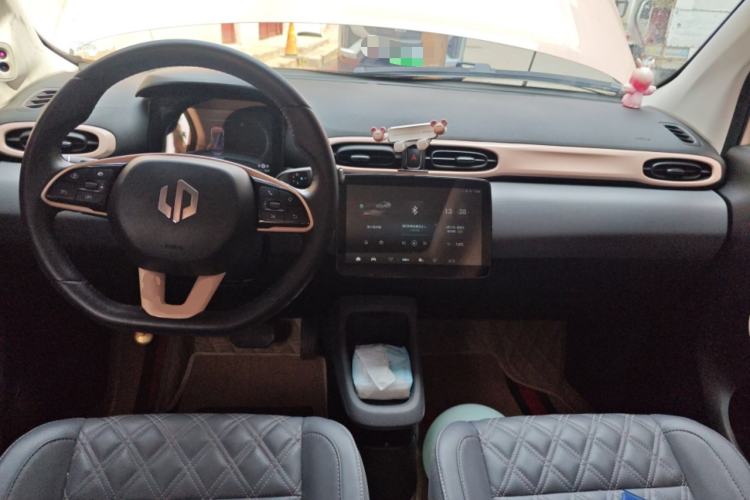 Used Leapmotor T03 2021 400 Luxury Edition Center Console