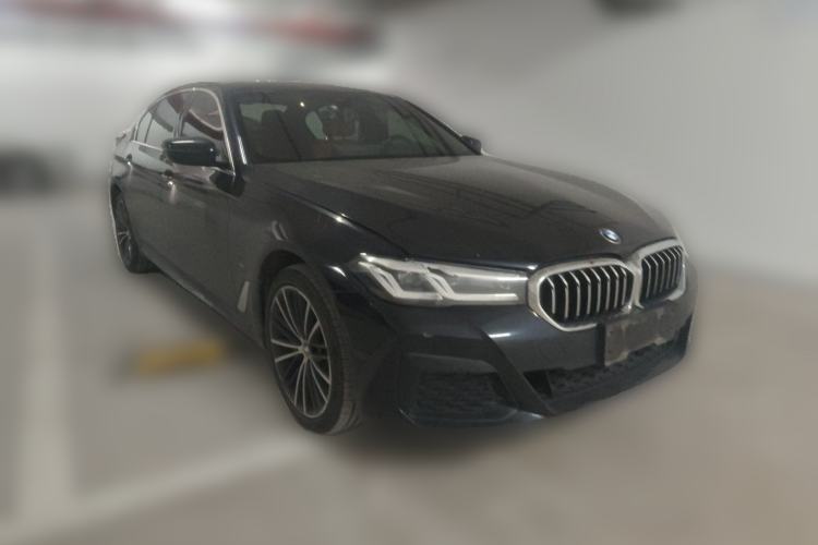 Used BMW 5 Series 2021 530Li Leading Model M Sport Package Front Right 45 Deg