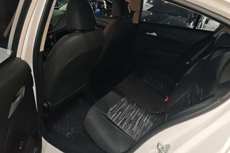 Used Chevrolet Cavalier 2019 320 Automatic Enjoyment with Sunroof Interior 7