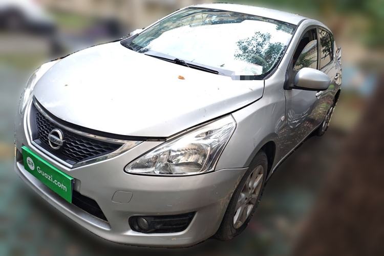 Used Nissan Tiida 2011 1.6L Manual Comfort Edition