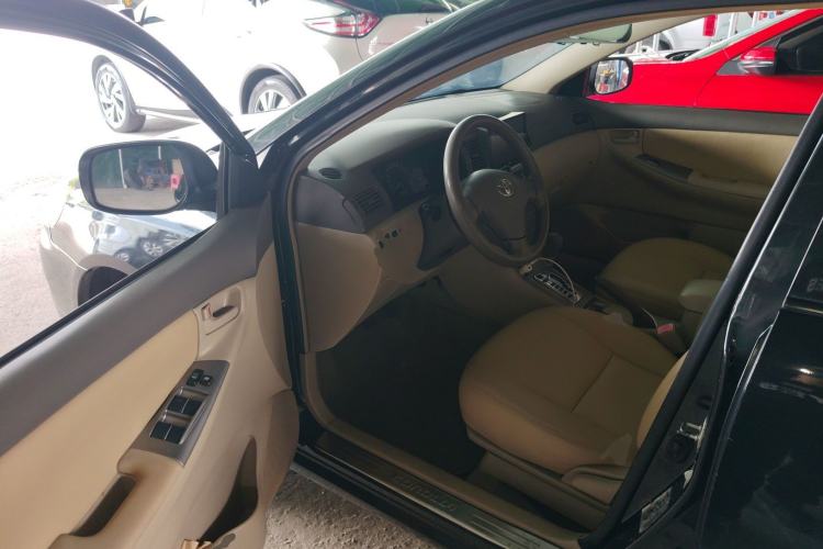 Used Toyota Corolla EX 2011 1.6L Automatic Classic Edition Driver Seat