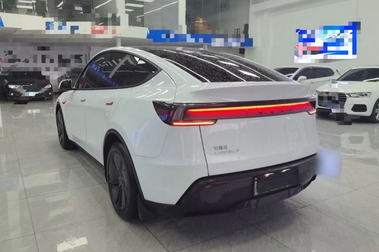 Used Tesla Model Y 2025 Rear-Wheel-Drive Version