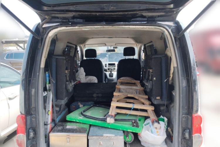 Used Nissan NV200 2013 1.6L Luxury Model China IV Standard Trunk