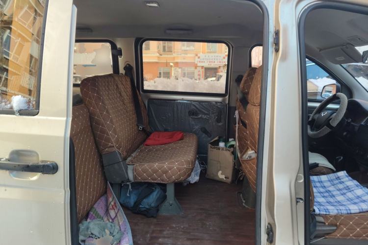 Used Wuling Rongguang V 2015 1.2L Practical Model Left Rear Seat