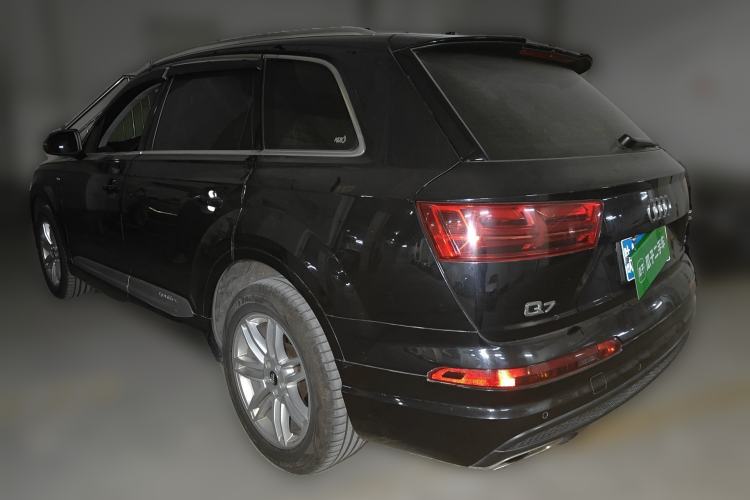Used Audi Q7 2019 45 TFSI Comfort Model
