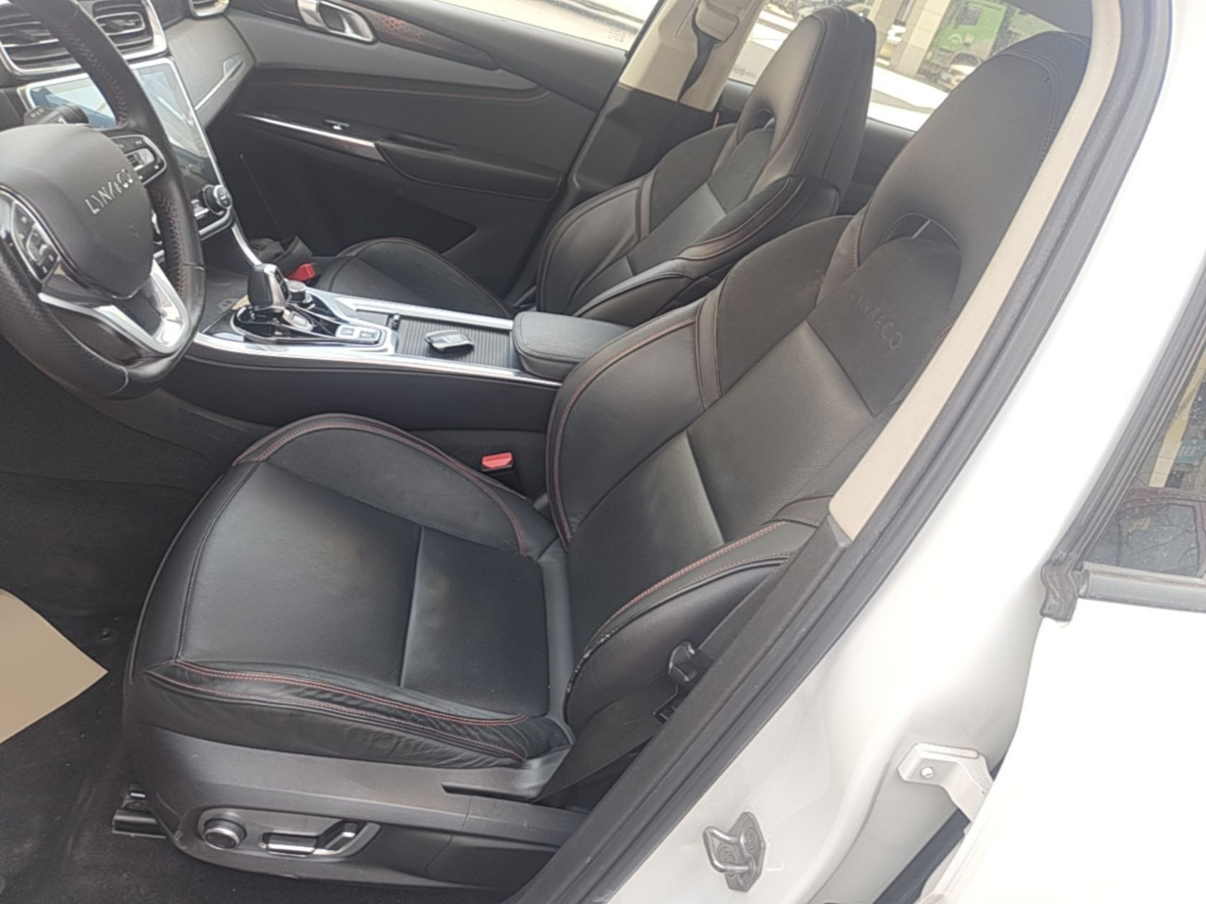 Avant de la voiture