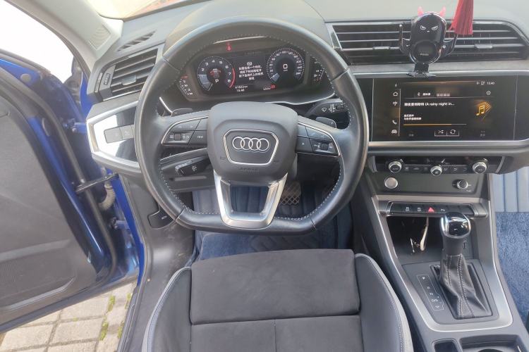 Used Audi Q3 2019 35 TFSI Fashion Dynamic Model