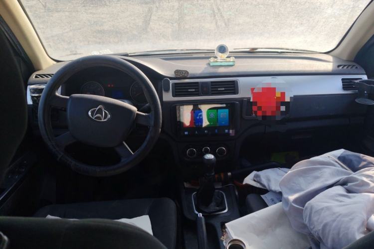 Used CHANGAN KAICHENG Shenqi F30 2018 1.5L Comfort Trim Short Wheelbase DAM15L Center Console