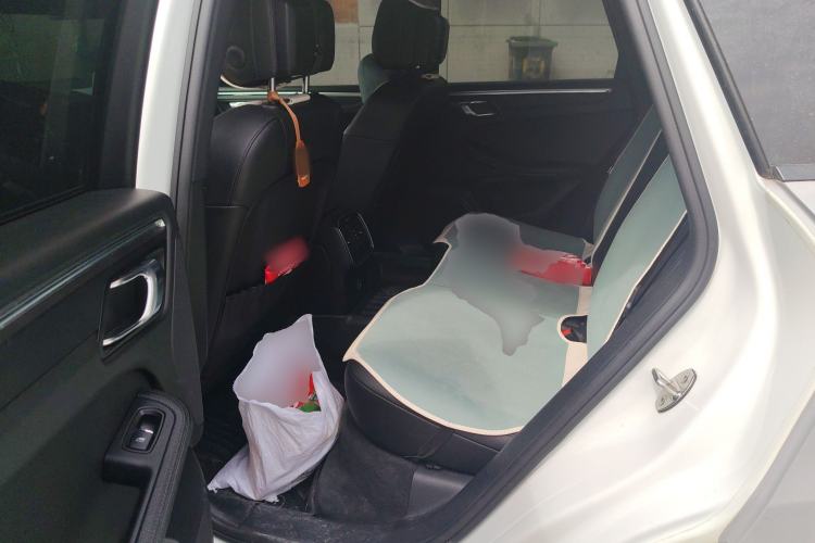 Used Porsche Macan 2017 Macan 2.0T Left Rear Seat