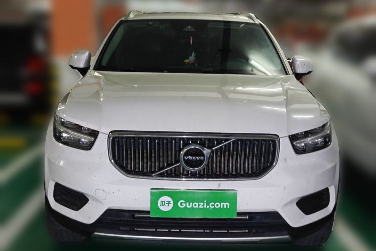 Used Volvo XC40 2021 T4 4x4 SmartDrive Fashion Edition Front