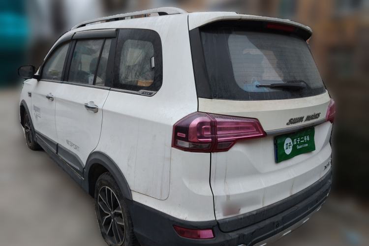 Used SWM X3 2017 1.5T Manual Fashion Model
