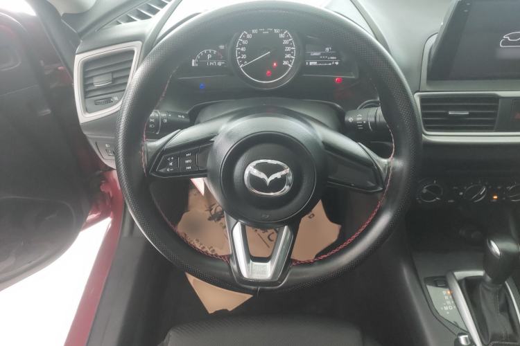 Used Mazda 3 Axela 2017 Sedan 1.5L Automatic Comfort Model Emission Standard China V Steering Wheel