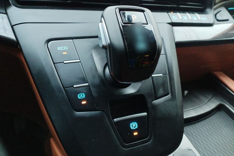 Used Ford Tourneo Custom 2024 2.0T Automatic Prestige Plus Edition