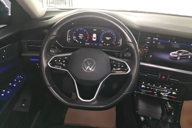 Used Volkswagen Passat 2022 330TSI Starry Luxury Edition