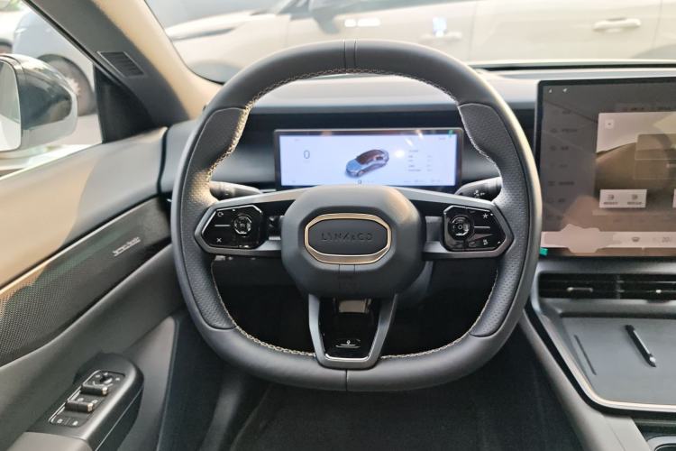 Used Lynk & Co 07 2024 EM-P 126 Long-Range Ultra