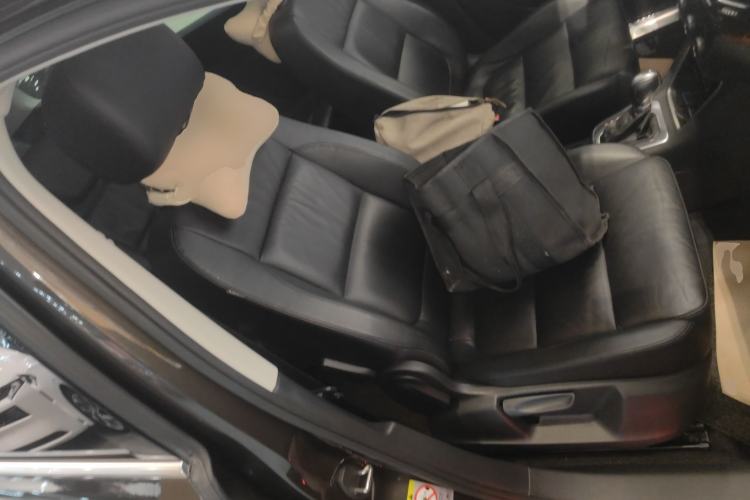 Used Volkswagen Sharan 2015 1.8TSI Comfort Model
