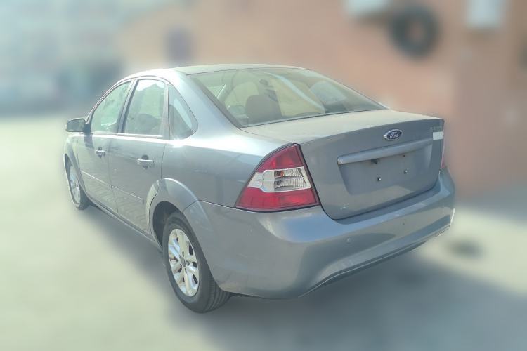 Used Ford Focus 2011 Sedan 1.8L Automatic Fashion Edition
