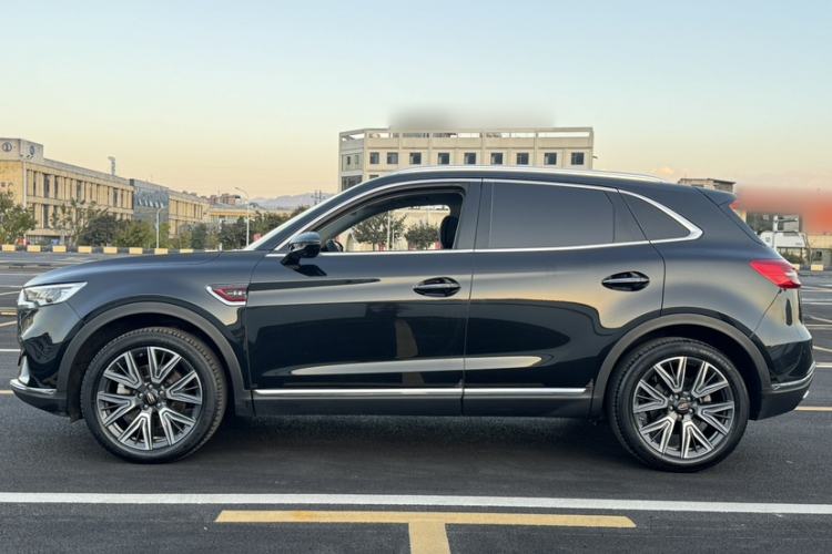 Used Hongqi HS5 2022 Facelifted Version 2.0T Smart Connect Flagship All-Wheel-Drive Edition