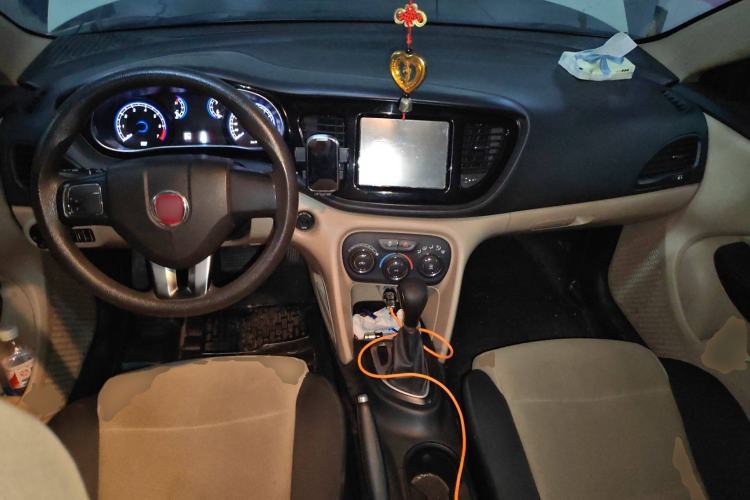 Used Fiat Viaggio 2012 1.4T Automatic Enjoyment Edition
