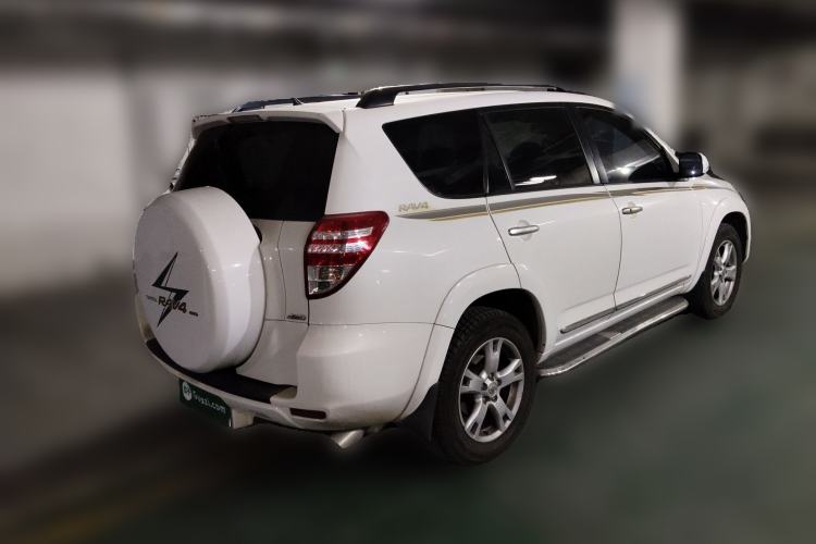 Used Toyota RAV4 2010 2.4L Automatic Deluxe Upgrade Edition