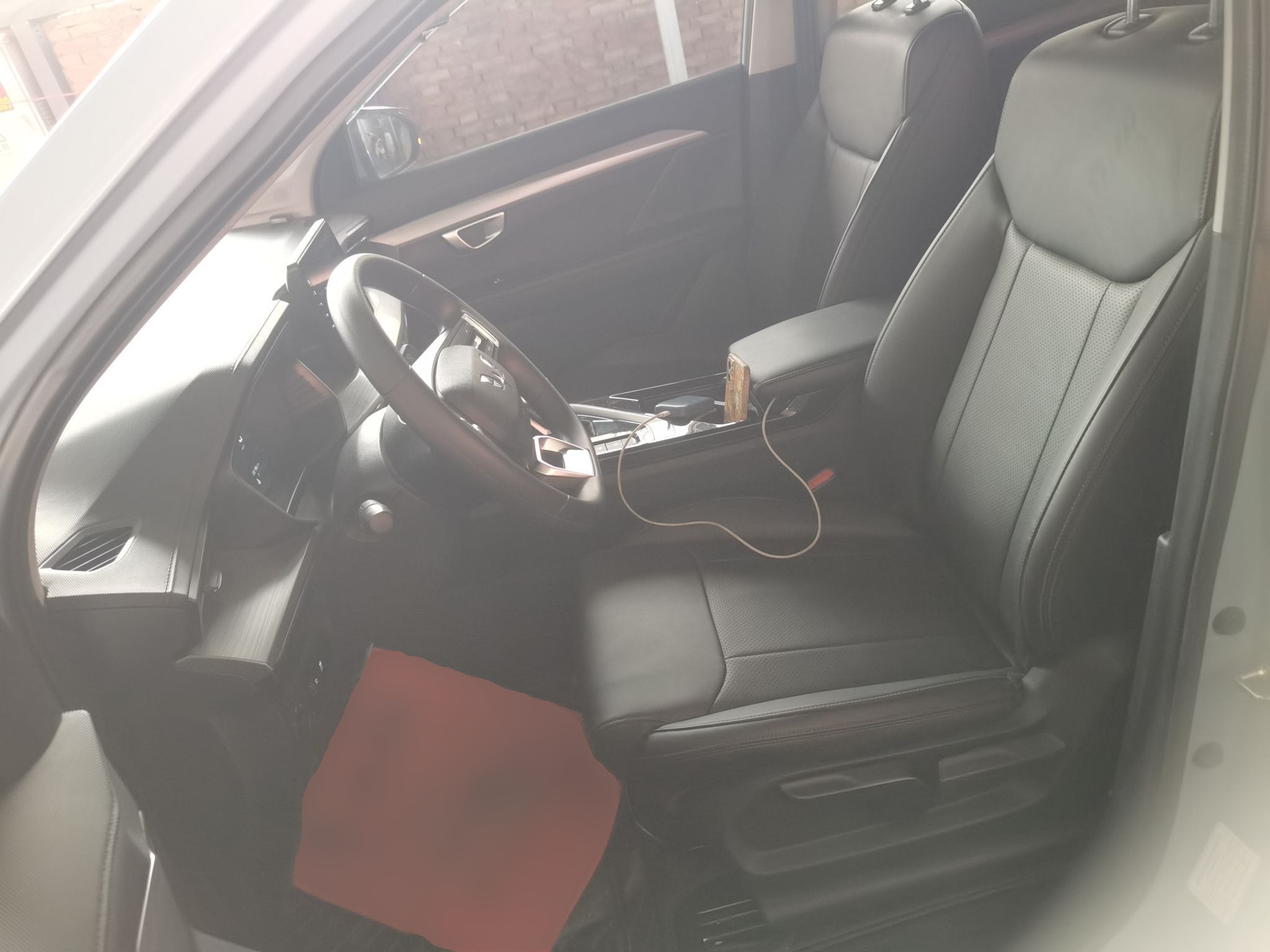 Переднее сиденье в автомобиле