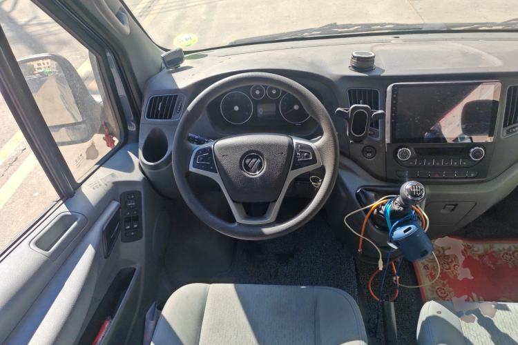 Used Foton Toano 2023 Cummins 2.8T Manual Jixiang Multi-Function Long-Wheelbase Mid-Roof Model with Rear Dual Tires Available in 7/9-Seater Configurations Steering Wheel