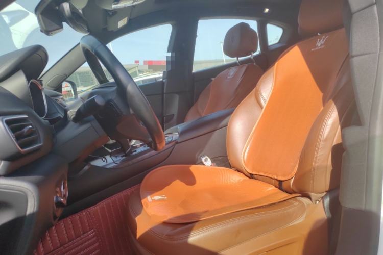 Used Maserati Levante 2018 3.0T Classic Edition Left Front Seat