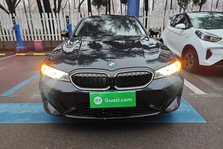 Used BMW 3 Series 2025 330Li M Sport Shadowline Package