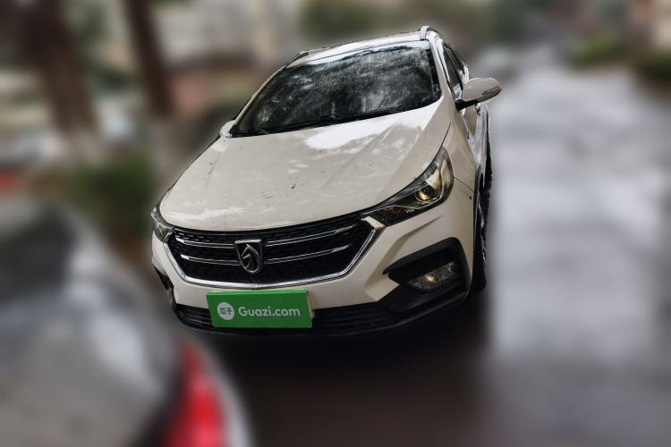 Used Baojun 310W 2018 1.5L Automatic Luxury Version China V