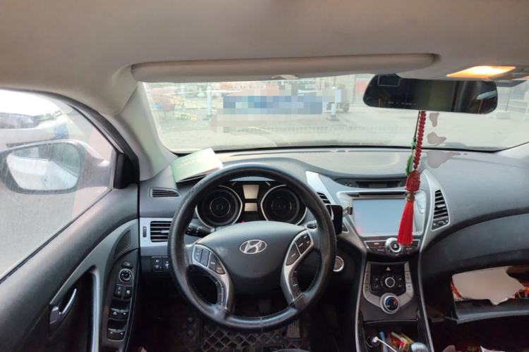 Used Hyundai Elantra (5th Generation / Langdong) 2015 1.6L Manual Leading Model
