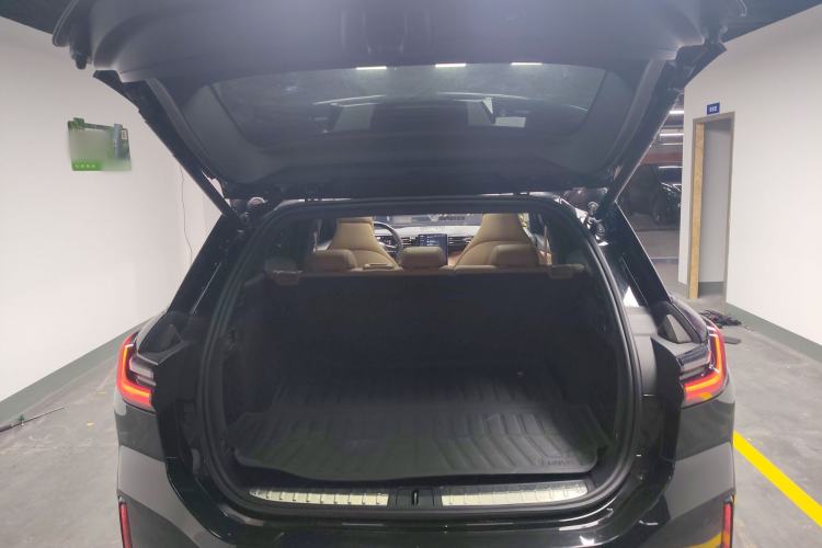 Used Nio ES6 2019 420 km Sport Version Trunk