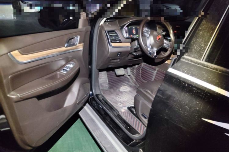 Used Roewe RX8 2018 30T Smart Connectivity Two-Wheel Drive Flagship Edition