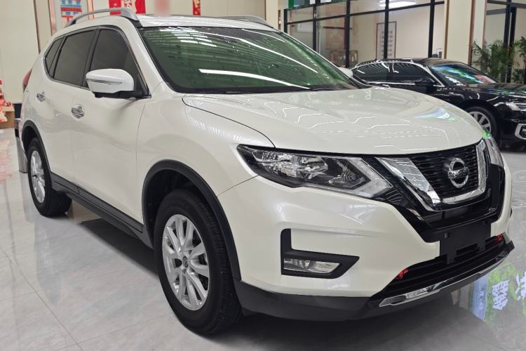 Used Nissan X-Trail 2022 2.0L Two-Wheel Drive Smart Connect & Comfort Edition Front Right 45 Deg