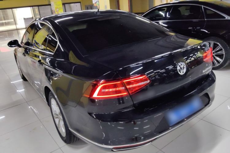 Used Volkswagen Magotan 2019 330TSI DSG Luxury Version China VI Standard
