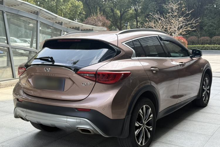 Used Infiniti QX30 2017 2.0T Four-Wheel Drive Sport Edition
