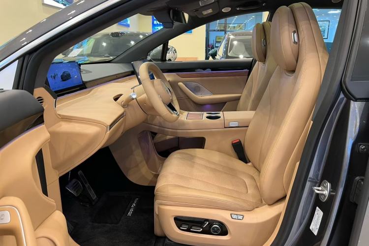 Used Hima Luxeed R7 2026 Model Range-Extending Ultra Interior 3