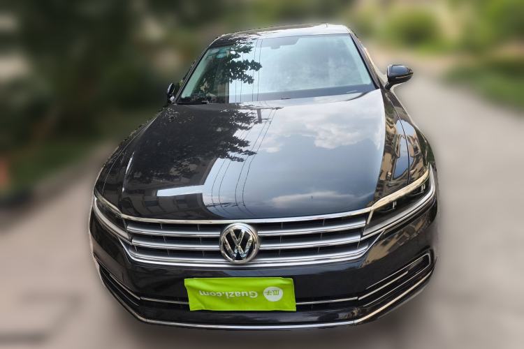 Used Volkswagen Phideon 2016 380TSI Two-Wheel-Drive Luxury Edition
