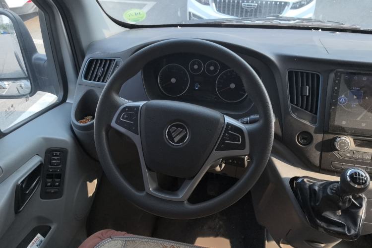 Used Foton Toano 2023 Cummins 2.8T Manual Jixiang Multi-Function Long-Wheelbase Mid-Roof Model with Rear Dual Tires Available in 7/9-Seater Configurations