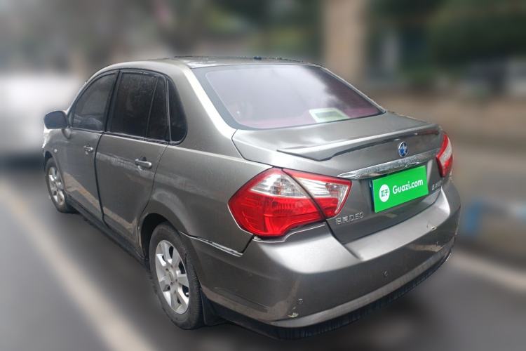 Used Venucia D50 2015 1.6L Automatic Fashion Edition