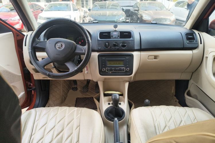 Used Skoda Fabia 2014 1.4L Manual Crystal Edition